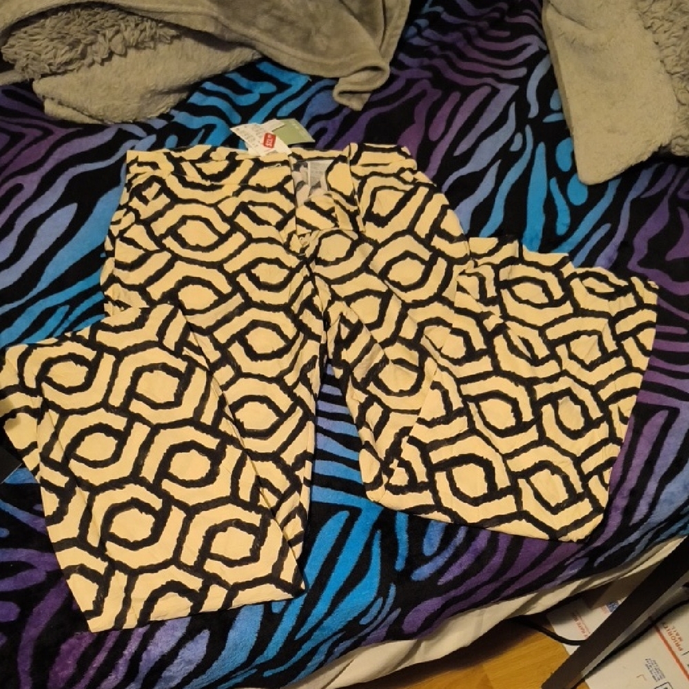 NWT H&M | Black and Tan Patterned Pants